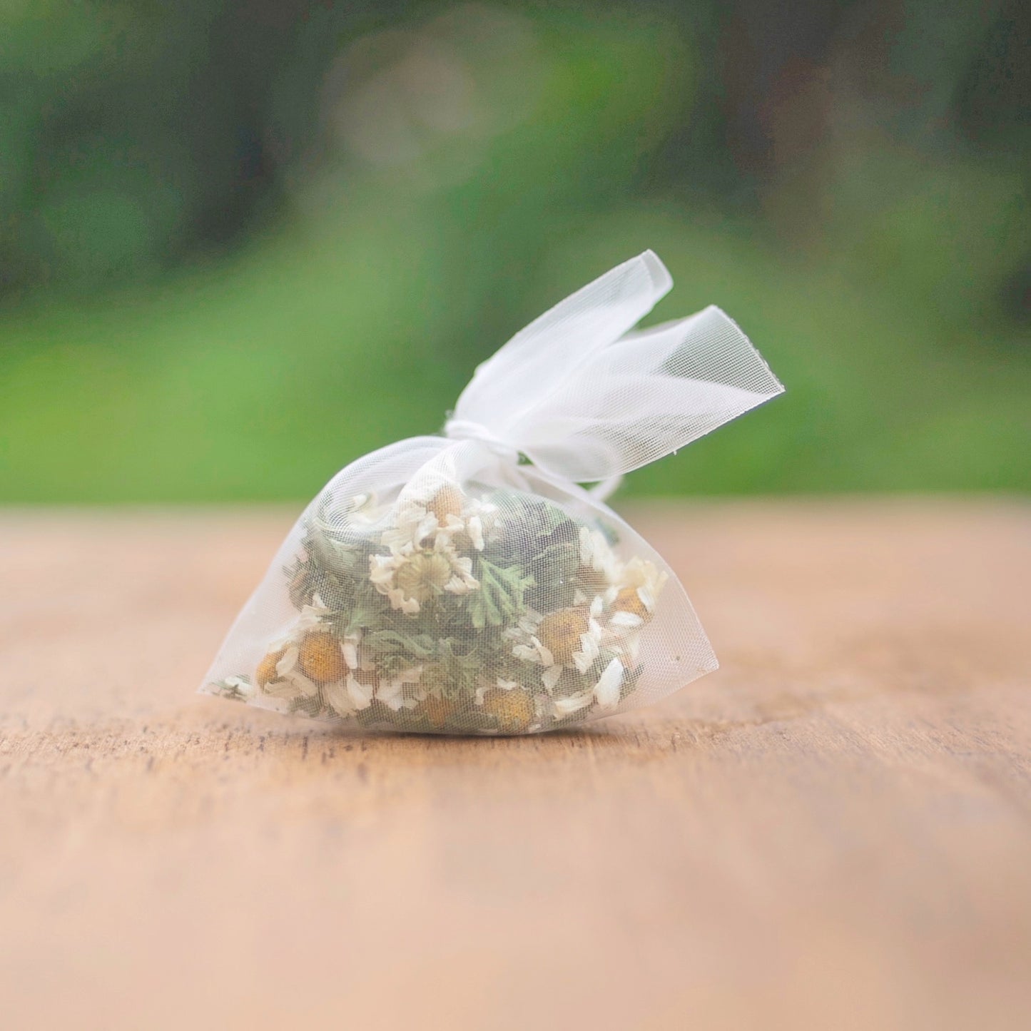 「良薬口に苦し」フィバーフューで活力と爽快感にアプローチ